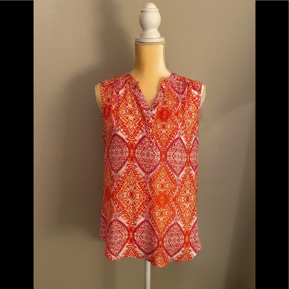 Sleeveless blouse